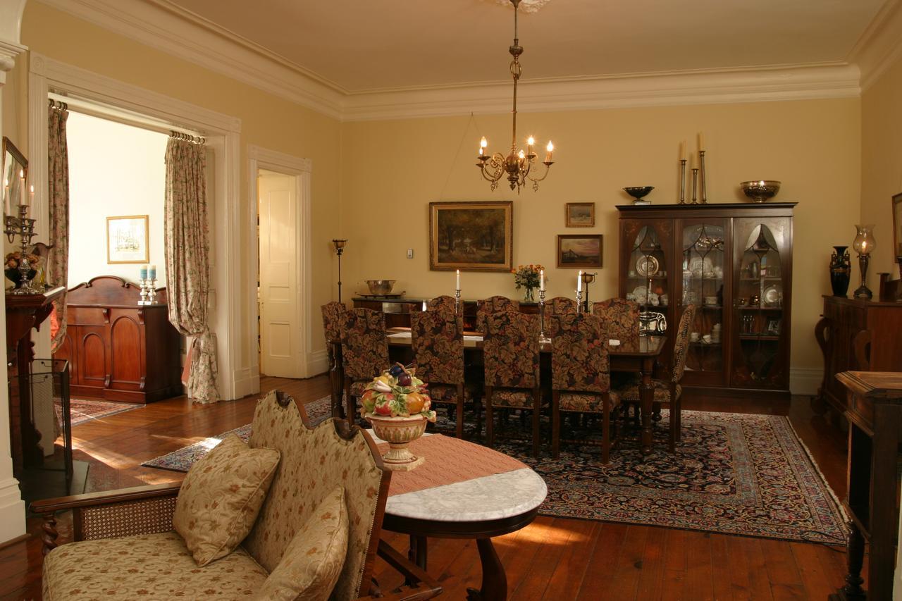 ナイアガラ・フォールズ Grand Victorian Bed & Breakfast エクステリア 写真